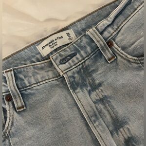 Never worn Abercrombie Jeans
